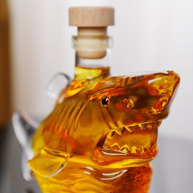 1pc 3D Shark-Shaped Glass Decanter & Splitter \u002F High Borosilicate Glass - Heat-Resistant, Smooth & Easy to Clean, Hand Wash Only \u002F Realistic Design Whiskey Bottle for Home Bar Decor, Perfect for Gatherings and Bars