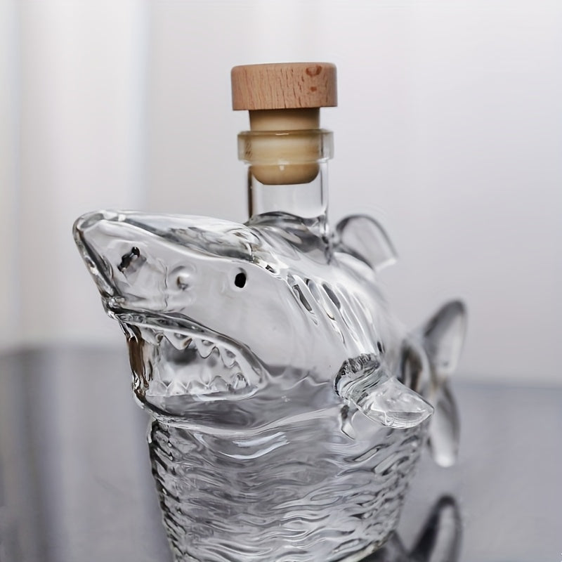 1pc 3D Shark-Shaped Glass Decanter & Splitter \u002F High Borosilicate Glass - Heat-Resistant, Smooth & Easy to Clean, Hand Wash Only \u002F Realistic Design Whiskey Bottle for Home Bar Decor, Perfect for Gatherings and Bars