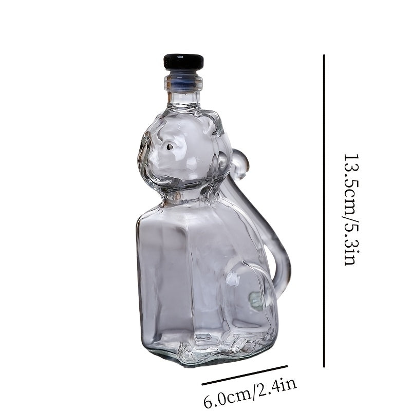 Cat-Shaped Glass Bottle\u002FHandcrafted High Borosilicate Glass\u002FSitting Cat Design with Round Head, Upright Ears, Curved Tail\u002FVivid Three-Dimensional Details\u002FBlack Cap Seals Freshness