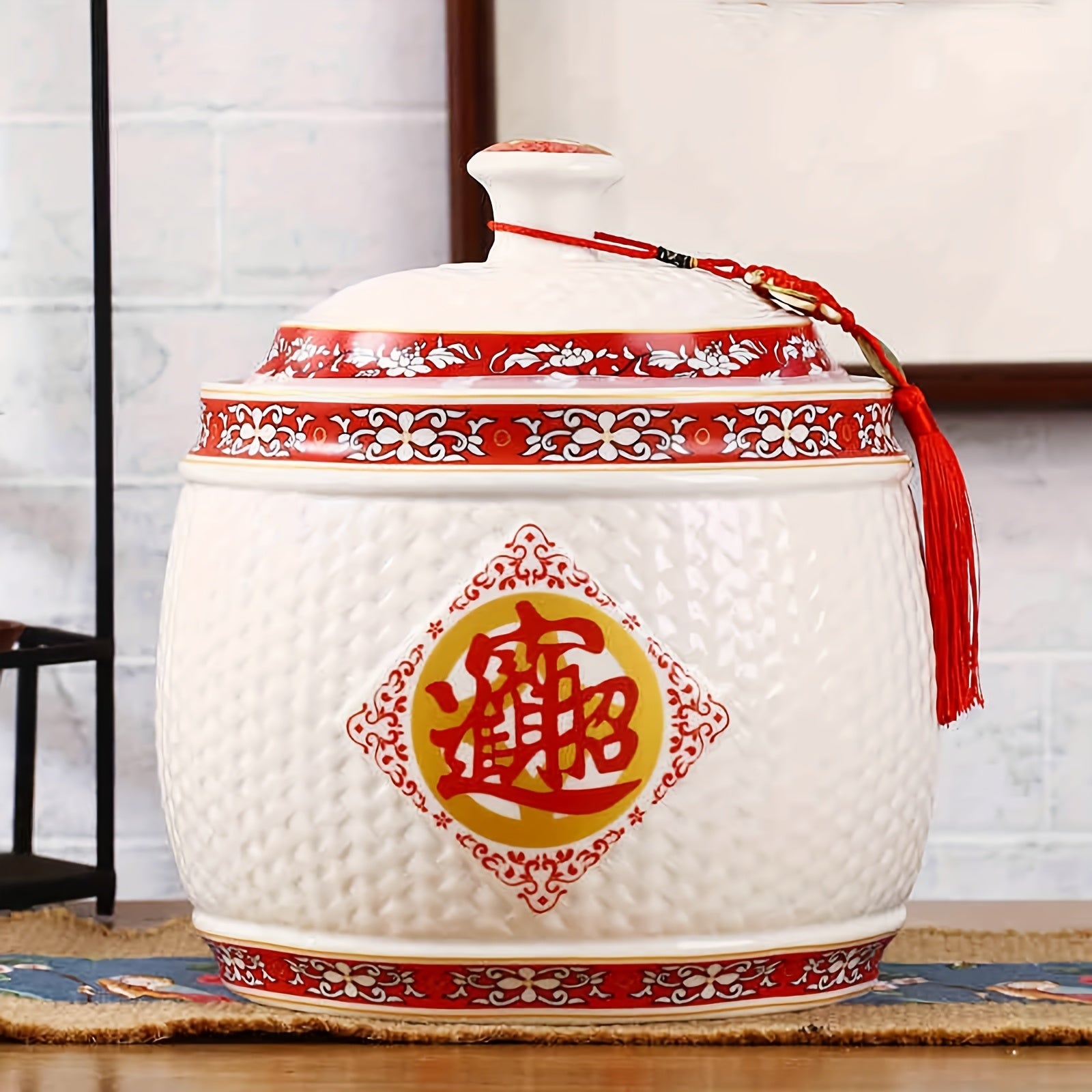 A Chinese-Style Airtight Storage Jar with a Capacity of 88Oz\u002F141Oz, Serving As Both a Decorative Item And a Ceramic Container for Grains And Legumes. Ideal for Storing Rice, It Can Also Be Used for Portioning Snacks, Candies, Coffee Beans