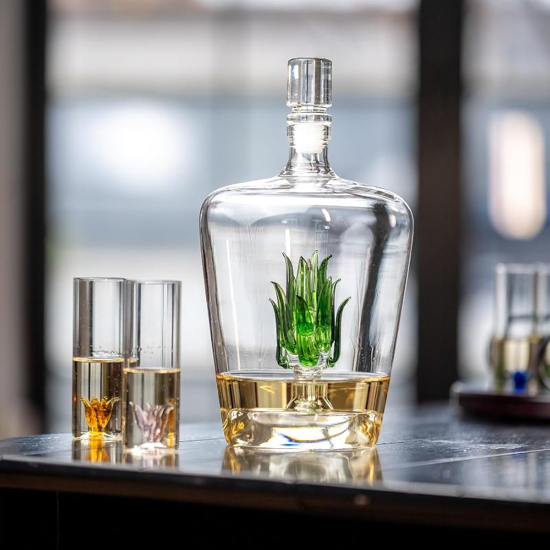 Tequila Decanter Tequila Glasses Set with Agave Decanter and 6 Agave Shot Glass with Stand, Gifts Tequila Lovers, 750ml Bottle, 3oz Shot Glass Party Decorations Cinco De Mayo (Agave)
