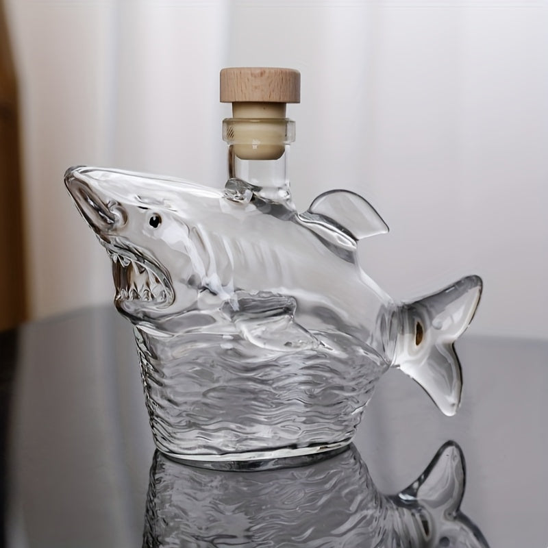 1pc 3D Shark-Shaped Glass Decanter & Splitter \u002F High Borosilicate Glass - Heat-Resistant, Smooth & Easy to Clean, Hand Wash Only \u002F Realistic Design Whiskey Bottle for Home Bar Decor, Perfect for Gatherings and Bars